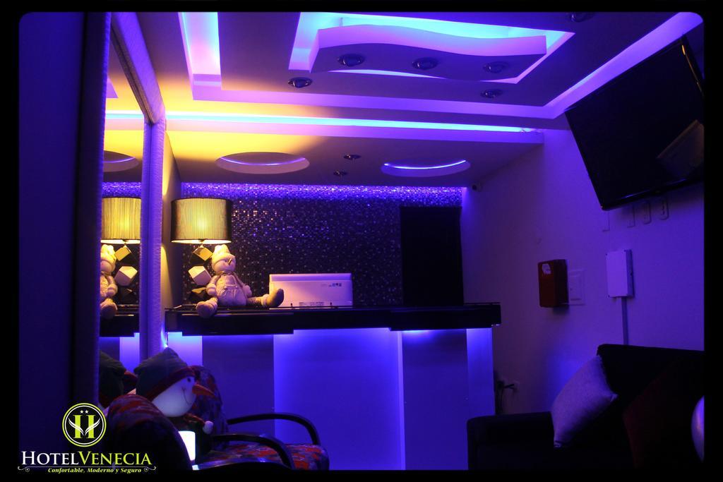 Hotel Venecia อัวนูโก ภายนอก รูปภาพ